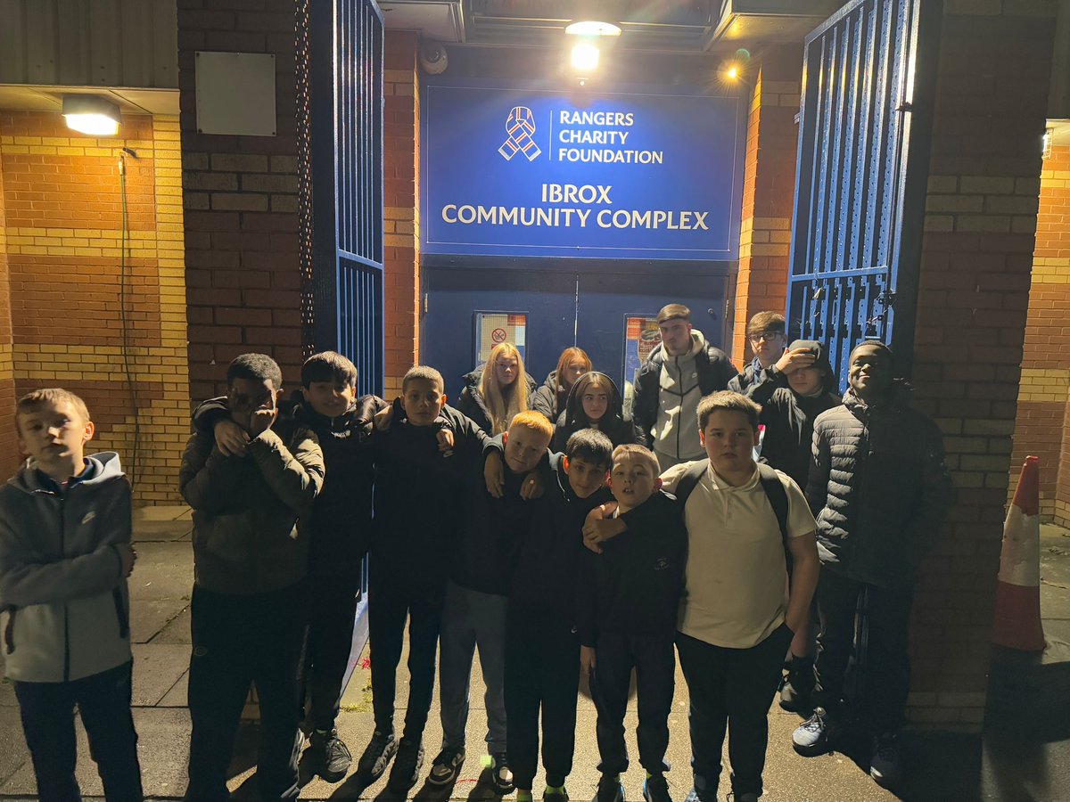 Alistair Neil tweet media