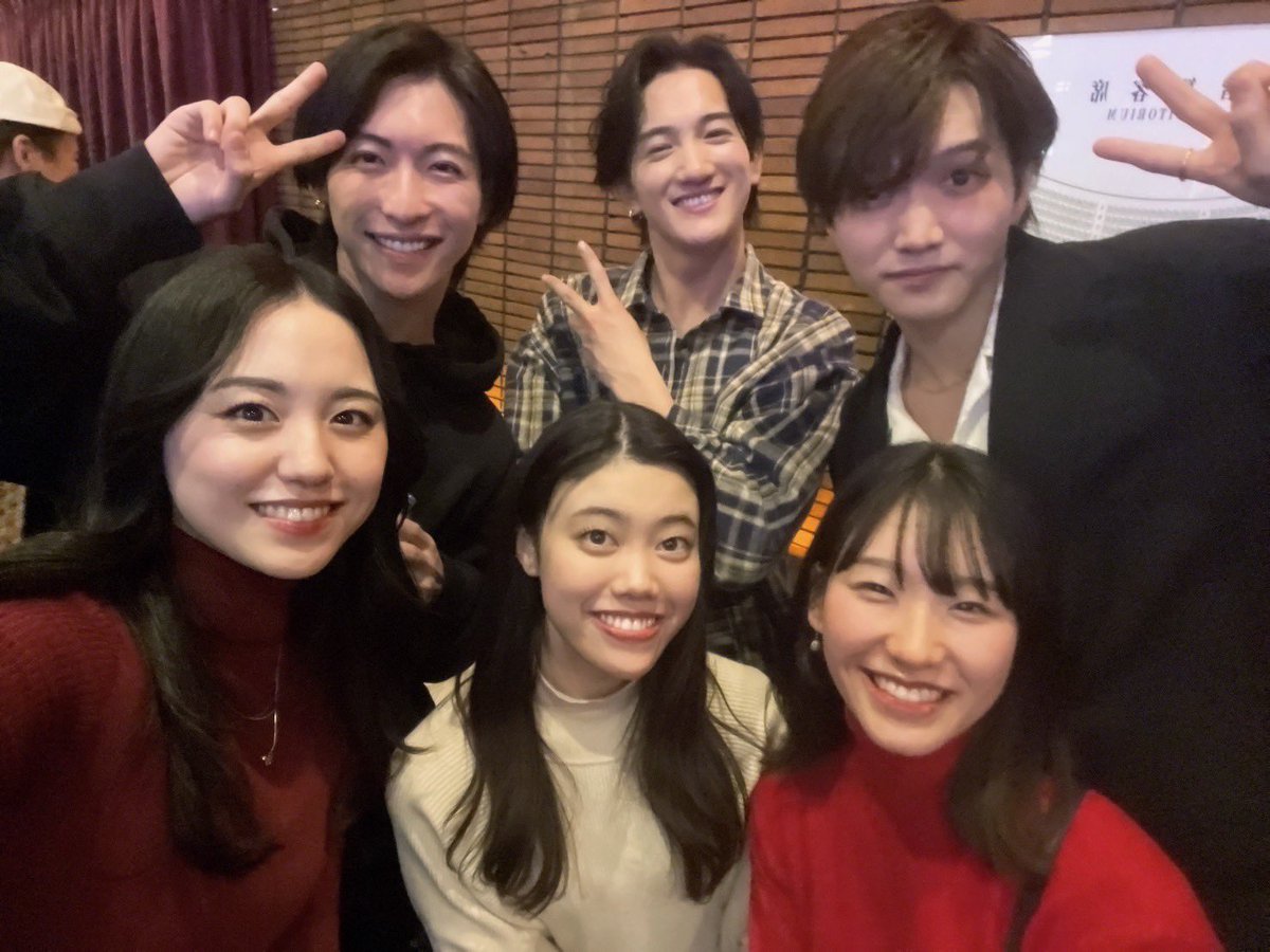 seiyastitch1220's tweet photo. 無事に「レミゼラブル」初日公演終了致しました！
そして、12月20日　僕のバースデー公演にもなりました！
たくさんのメッセージありがとうございます☺️
24歳、まだまだ精進して参ります！🇫🇷 https://t.co/9WOuW4zHPu