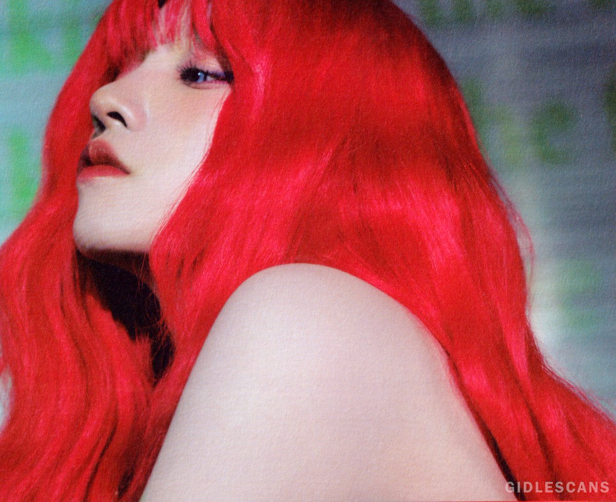 gidlescans's tweet photo. ~•°scan

「 yuqi 'YUQ1' (rabbit ver.) 」

#YUQI #우기 @G_I_DLE https://t.co/huMfRJ8ioI