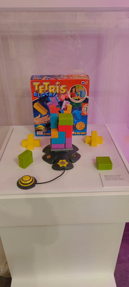 Retro entre amigos (@retroamigos) on Twitter photo Así ha quedado la exposición 40 años de Tetris en la que colaboramos junto a <a href="/museorusomalaga/">Colección Museo Ruso / Málaga</a> y <a href="/PoloDigitalMLG/">Polo Nacional de Contenidos Digitales</a>
Entrada gratuita del 20 de diciembre 2024 al 20 de enero 2025 Así ha quedado la exposición 40 años de Tetris en la que colaboramos junto a <a href="/museorusomalaga/">Colección Museo Ruso / Málaga</a> y <a href="/PoloDigitalMLG/">Polo Nacional de Contenidos Digitales</a>
Entrada gratuita del 20 de diciembre 2024 al 20 de enero 2025