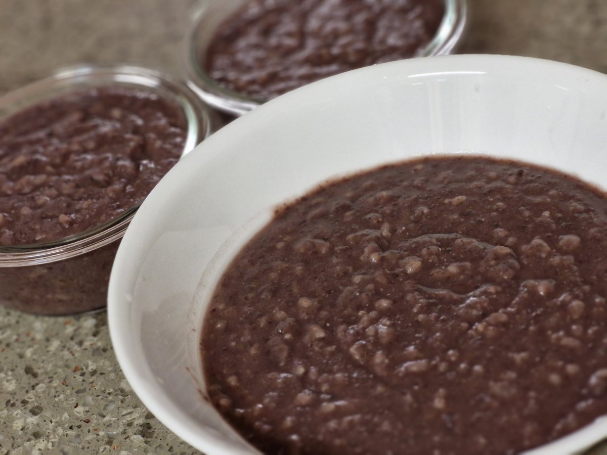 남편이 올 해는 팥죽 꼭 먹자고 해서
끓였다.
좋은 소식 하나도 없는 나날들이지만 먹고 힘낼 거다.