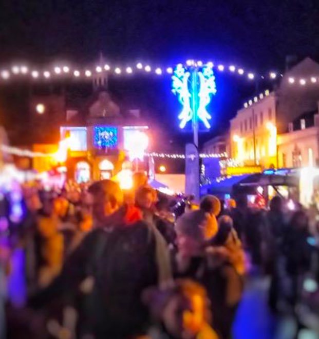 Marlborough &amp; Area Weekly News 
pennypost.org.uk/marlborough-we…

affordable housing, small grants, volunteers, Santa, Gatsby and repairs – plus a look back at some of the stories we covered in 2024. Community notices and news from your local council.
#marlborough