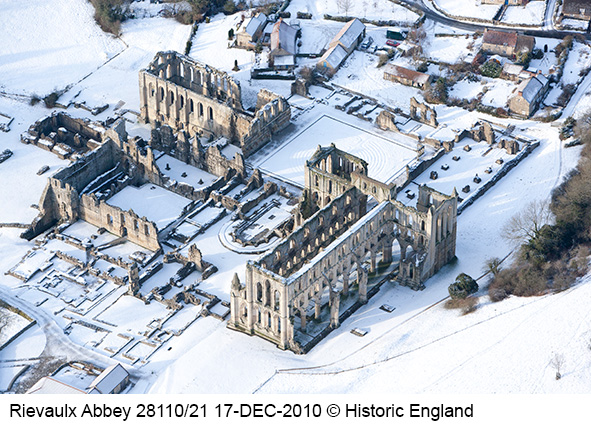 Season's greetings from <a href="/HE_Archaeology/">HE Archaeology</a>!

We hope you get the chance to enjoy some #archaeology over the holidays.

And if you can't visit places like the beautiful Rievaulx Abbey in person, you can always browse our Air Photo Explorer!

bit.ly/AirPhotoExplor…