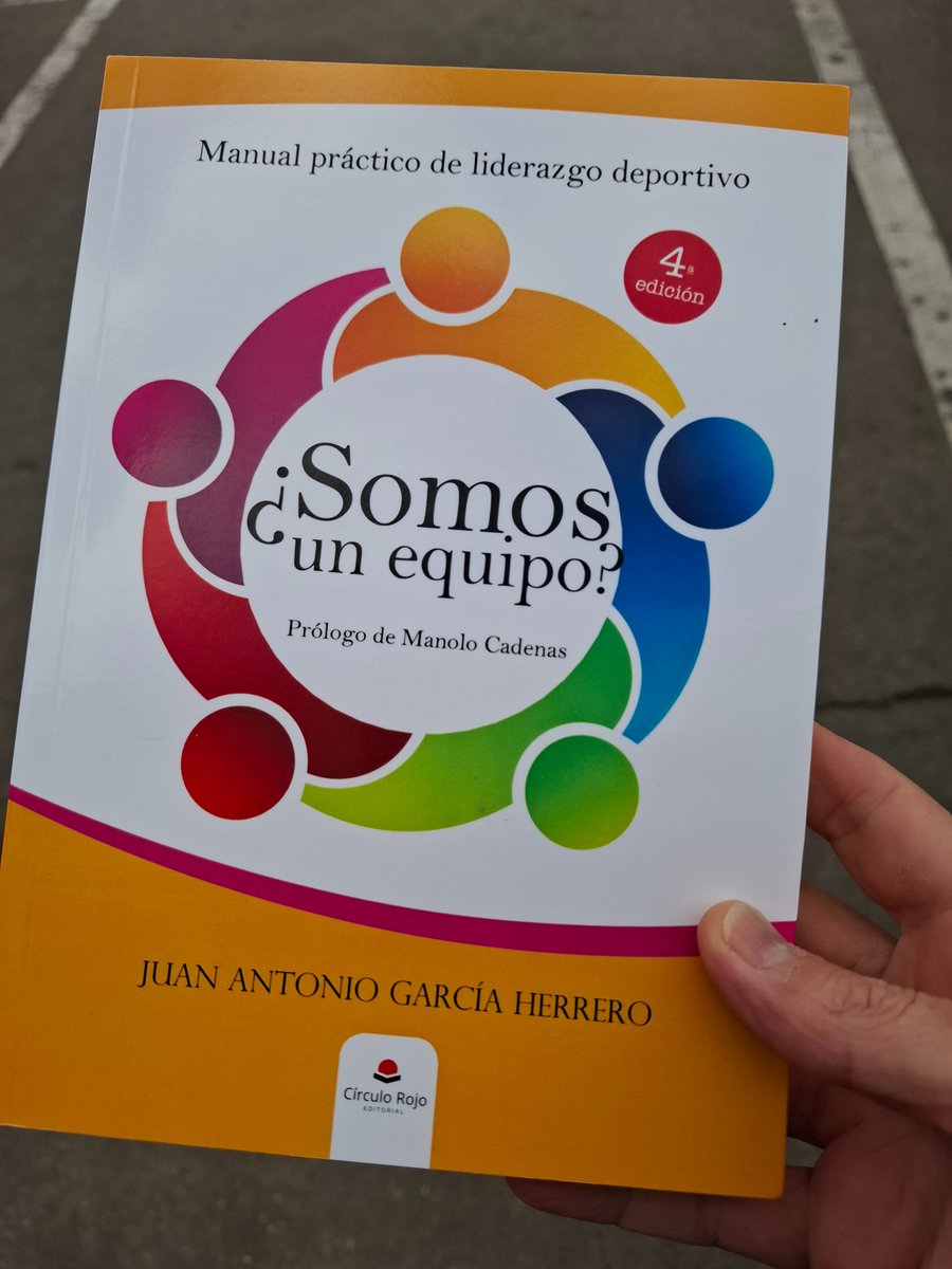 ulenat's tweet photo. Gracias por el libro @JuanGarciaBm a disfrutarlo https://t.co/1kaXI8sU69