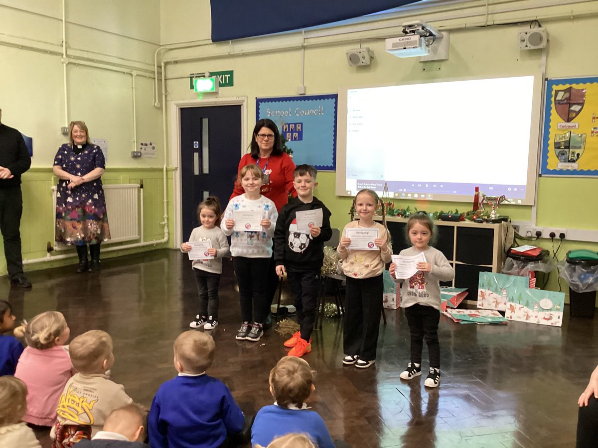 PlasnewyddPS's tweet image. Llongyfarchiadau pawb !   A wonderful morning of celebrating achievements ⁦@PlasnewyddPS⁩   @cscjes #corepurpose #criwcymraeg #serenyrwythnos. ⁦@CSC_Wellbeing⁩ @csc_llc ⁦@csc_stem⁩
