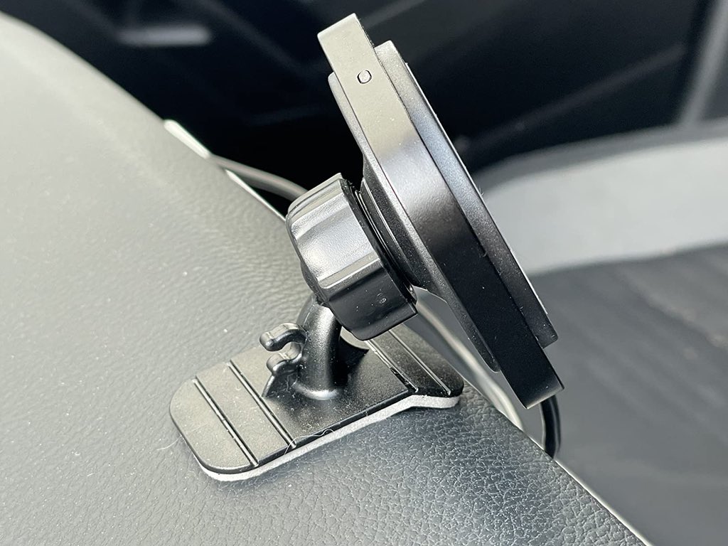 OHLPROTECH's tweet image. ⚡Magsafe Car Mount Charger⚡
🎄Specially designed for iPhone with magsafe function🎀OHLPRO-solves some small problems for your travel, making travel more convenient
#ohlpro  #iPhone #MagSafe