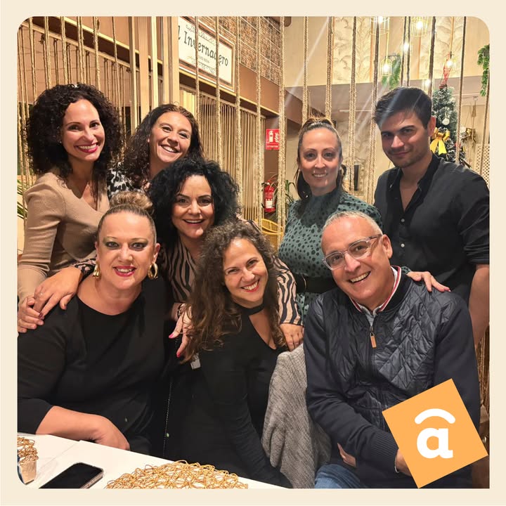 Afedes's tweet photo. ¡Así celebramos la Navidad en Afedes!

Nuestro equipo compartió una comida navideña en una de nuestras  empresas asociadas.

¡Gracias a todo el equipo de Afedes por su esfuerzo y compromiso a lo largo de 2024! https://t.co/1A54JGwsHn