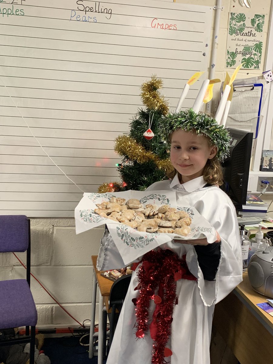 Mrs Connolly tweet media