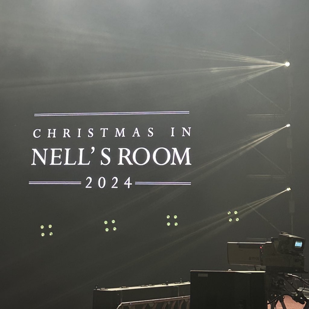 spring_to_ocean's tweet photo. my first time seeing nell in 2.5 years 🥹 https://t.co/mlK0oOlK36