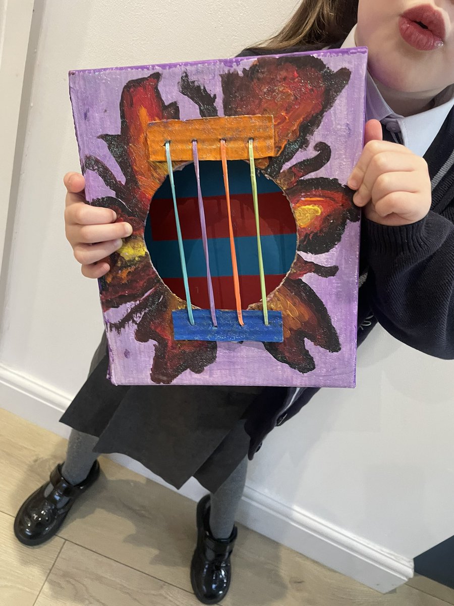 DanielleLoWalsh's tweet photo. #fpswyear1homeworkchallenge
@FPS_1_Turtles 
Mabel made her a guitar, this took lots of time, but we had loads of fun! 🤩 https://t.co/JIMBNdqXTQ