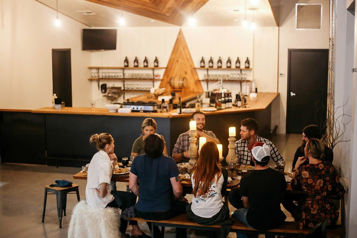 suebsg9's tweet photo. From FamilyBusinessBeerCo (@TheFamilyBeer): This is what it's all about. #fbbeer #family
https://t.co/InuTar5yS1
Posted 12/19/17 - 7 years ago today @JensenAckles @DanneelHarris @GinoGraul https://t.co/UKxLUPur0j