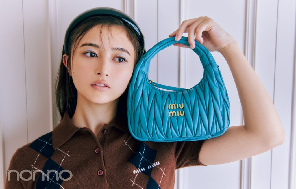 nonno_staff's tweet image. #井上和×MIU MIU「ワンダー」バッグ 
こびずに自分らしさを貫く＂憧れバッグ＂の理想形♡
▶▷buff.ly/3VNJBS9 

#ミュウミュウ 
#乃木坂46
#ノンノ
#nonno