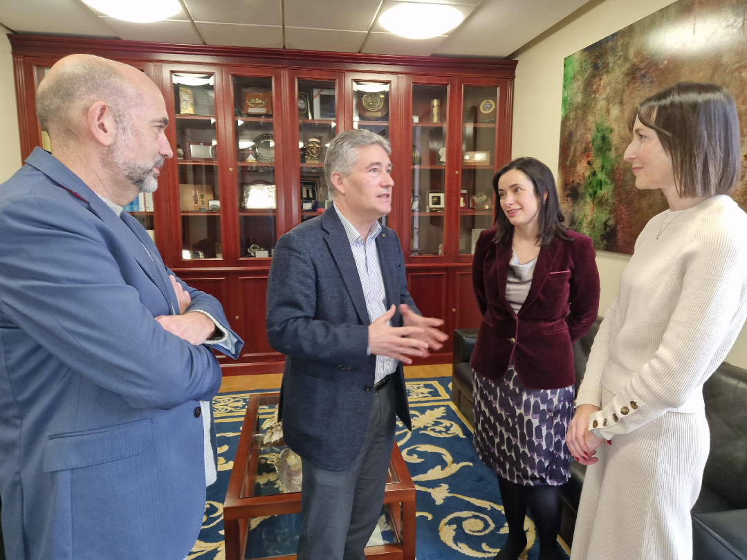 UDC_gal's tweet image. Hoxe, recepción na Reitoría ás investigadoras da #UDC Verónica Bolón Canedo e Cristina Branco Sío-López, galardoadas cos Premios Nacionais de Investigación 2024 na categoría de persoal investigador novo. 🌟🎖️

Parabéns!! 👏👏

+ info: bit.ly/4gzbgOM