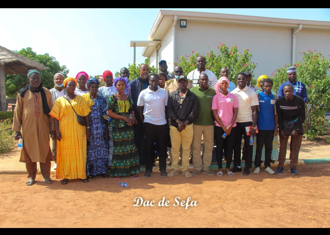 ProdacSenegal's tweet photo. Le 19 décembre 2024, le Comité de gestion du DAC de Séfa de la région de Sédhiou a procédé au renouvellement de son Bureau. Ce changement constitue un moment décisif pour le DAC, visant à assurer une gestion dynamique, efficace et en adéquation avec les objectifs.
#Prodac https://t.co/nyKPMyzx7P