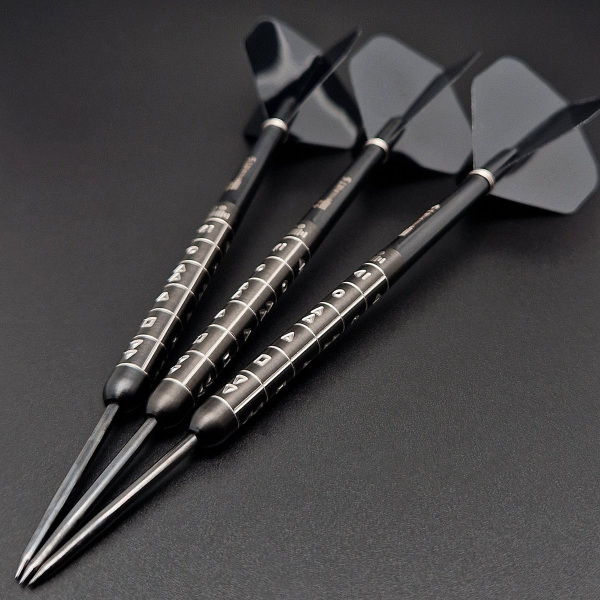 Reel Darts - Rewind 22g &amp; 24g

Coming to all Loxley stockists in 2025, currently available here:

dartscentre.com/collections/re…

premierdarts.co.uk/collections/re…