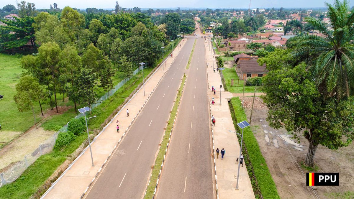 KagutaMuseveni's tweet photo. I commissioned new roads under the Uganda Support to Municipality Infrastructure Development (USMID) in Mbale City this morning. 

Our focus is on empowering the base which is the population. By engaging them, we can increase awareness and participation in the money economy, ensuring that every household earns an income. When the base is active, purchasing power grows.