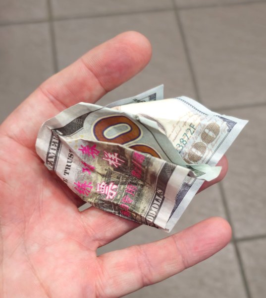 Heading to Birmingham and found this on the ground when I got out of my Uber... #Winning #BamaBound🙂