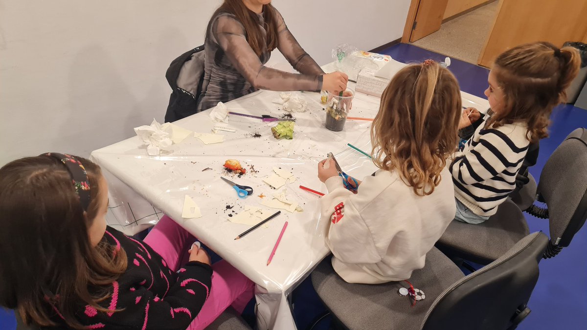 Vaya Profes tweet media