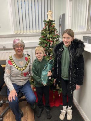 Congratulations to the winner of the ALPC Grinch Christmas Competition 2024! #Abbotslangley