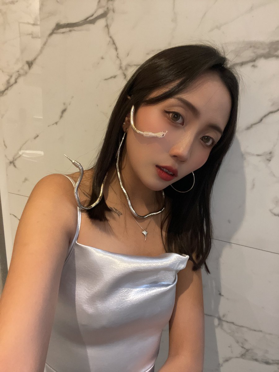 Arina_cc's tweet photo. 嘶～🐍 https://t.co/3yA8ZG8a40