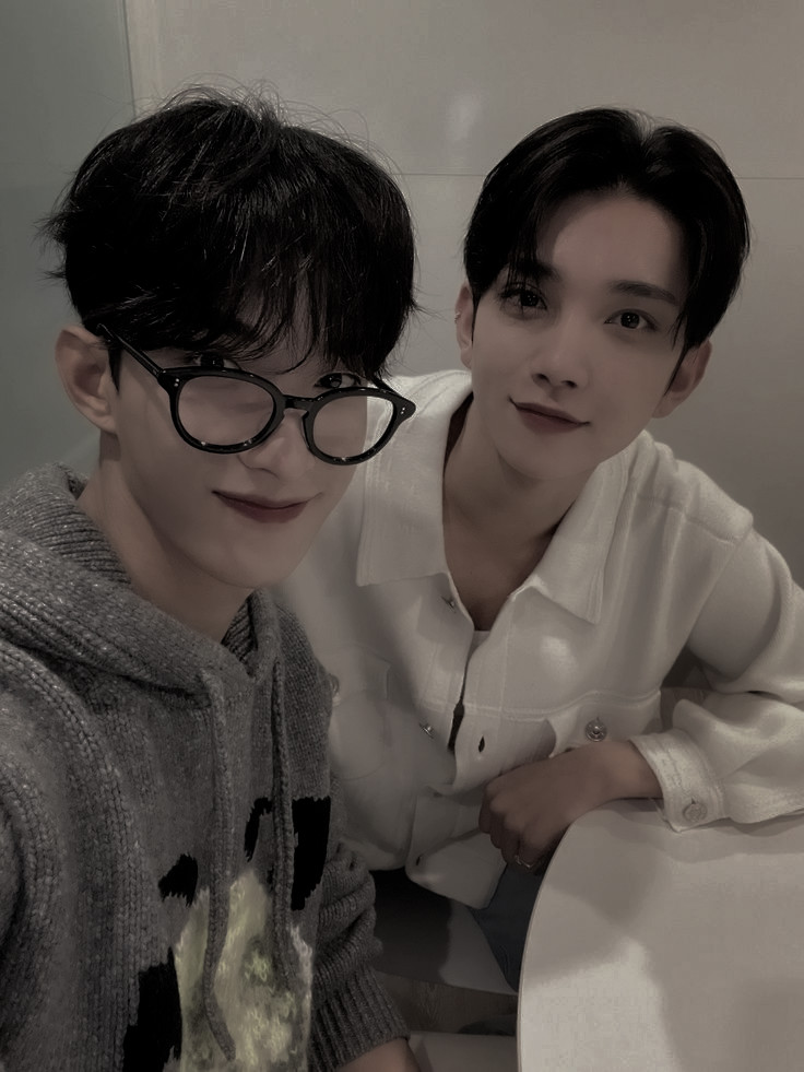 8e___ther's tweet image. ͏͏͏͏͏͏⠀⠀⠀

⠀⠀⠀@𝟴𝗲___𝘁𝗵𝗲𝗿 posted an update！
⠀⠀⠀20 Dec 24、 06:58 PM、Manila, PH 。

⠀⠀⠀➤  pulled him out of the house for
⠀⠀⠀some things, but we ended up just
⠀⠀⠀lazing around. 🤷

⠀⠀