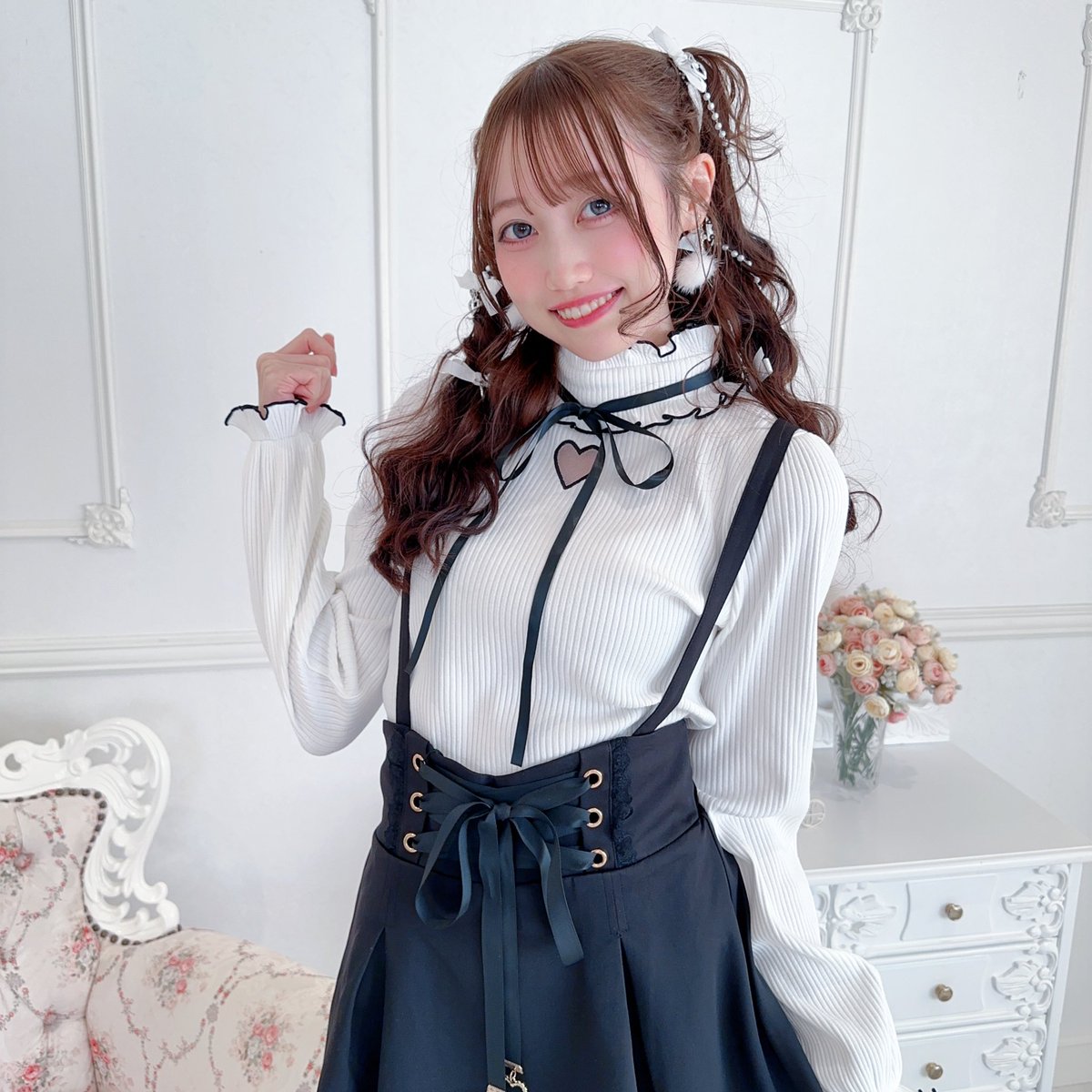 MARS Princess Melody ベルト付きケープコート ホワイト MARS Princess Melody ベルト付きケープコート ホワイト MARS