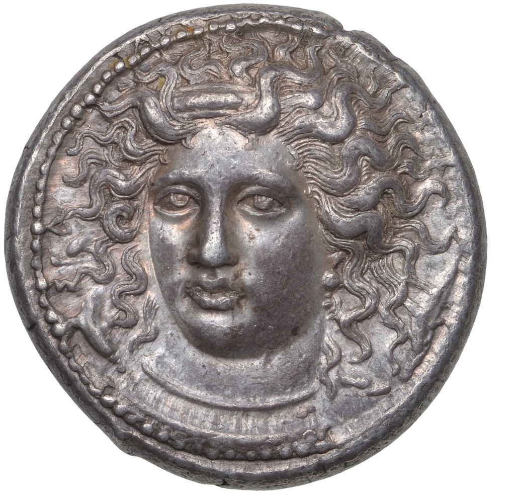 NoonansAuctions's tweet photo. September 25 was a record-breaking day for the sale of Greek Coins at Noonans. The Neale Collection comprising 74 lots sold for a hammer price of £788,345 and was 100% sold.
https://t.co/feH21dzkEu
#numismatics #coins #greekcoin #coincollector https://t.co/URQpXxgJjp