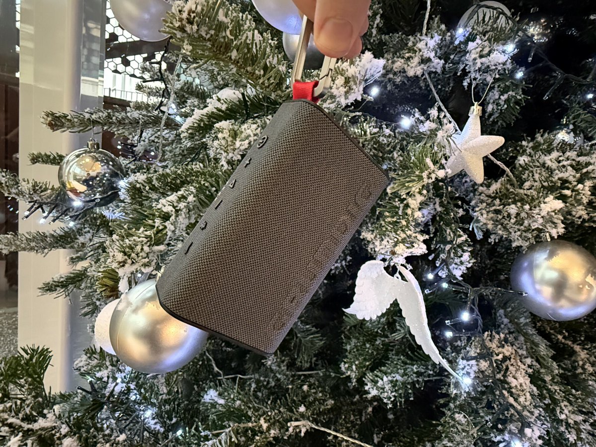 leparisien_tech's tweet photo. Noël : notre liste de cadeaux connectés de dernière minute
➡️ https://t.co/CTNGfGw3ZO https://t.co/5wAbIil8lg
