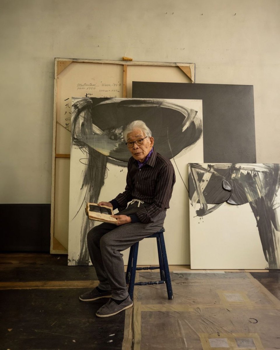 ‘What differentiates humans from other living beings is the awareness of beauty, the possibility of creating.’—#TakesadaMatsutani, born #onthisday 🖤

Join us in wishing the artist a #HappyBirthday today! 🎂

Photo: Karel Balas for <a href="/MilkDecoration/">Milk Decoration</a>