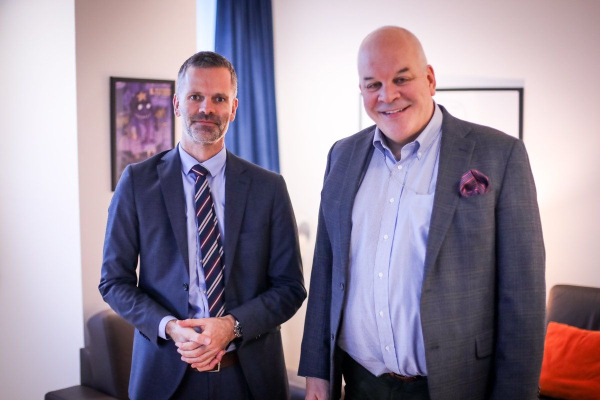 Brian_Aggeler's tweet photo. Happy to welcome 🇩🇰Ambassador to 🇧🇦 H.E. Åge Sandal Møller for a productive and cordial courtesy visit today. Looking forward to strengthening our diplomatic ties and exploring new opportunities for collaboration. @OSCEBiH #StrongerTogether https://t.co/aas3axWoWW