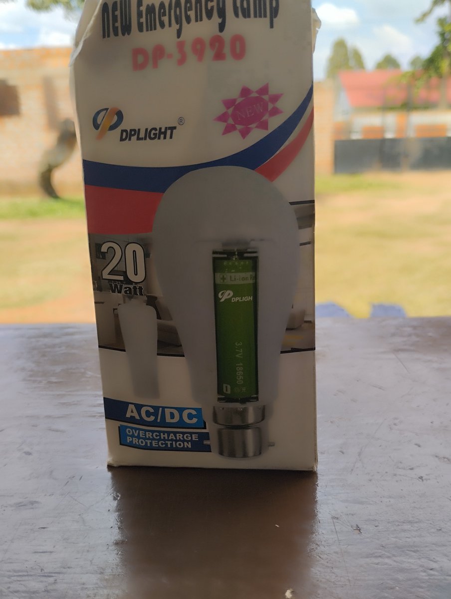 KiapiKFreddie76's tweet image. @UNBSug this want we get on the market today #Fake bulbs made in China today and assembled in Uganda🇺🇬 @MEMD_Uganda @URAuganda @mtic_uganda @ucpaUG @ConsentUganda 
#ConsumerRights 
#consumerprotectionUG