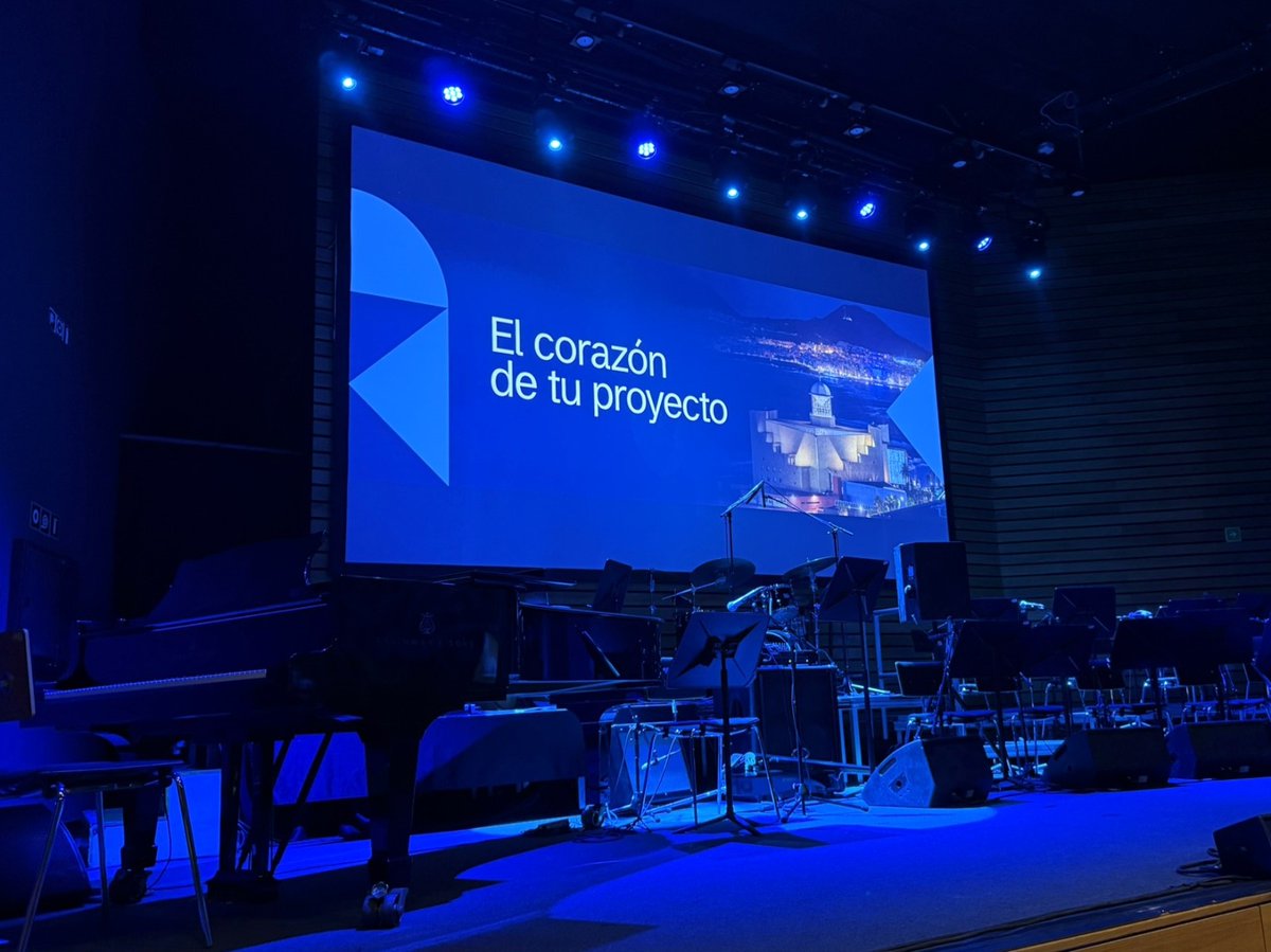 EICAGobCan's tweet photo. Asistimos a “El corazón de tu proyecto” en el @AuditorioAKraus ✨

Cita donde se reconoció la labor del Gobierno para acercar la estrategia de la industria canaria con el desarrollo del Congreso @CongresoCICAN que tuvo lugar el pasado mes de octubre.  (+)

#industriacanaria https://t.co/bGzVzC2KSm