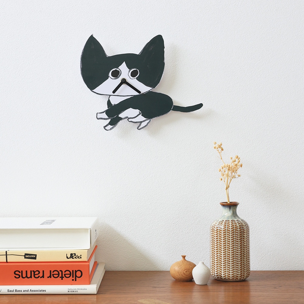 lukeandstella's tweet photo. 📢感謝の気持ちを込めて現在閉店セール中😊
『Yamabatosha Diecut clock』
https://t.co/dti5oyBy69 https://t.co/7kjfIsQij5