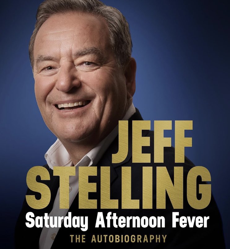 VPatOACa's tweet photo. Starting my holiday reading with @JeffStelling
Thoroughly enjoyable so far!
šā¤ļø
#LoveofReading
#LifeLongReader https://t.co/nIJPwoCVlx