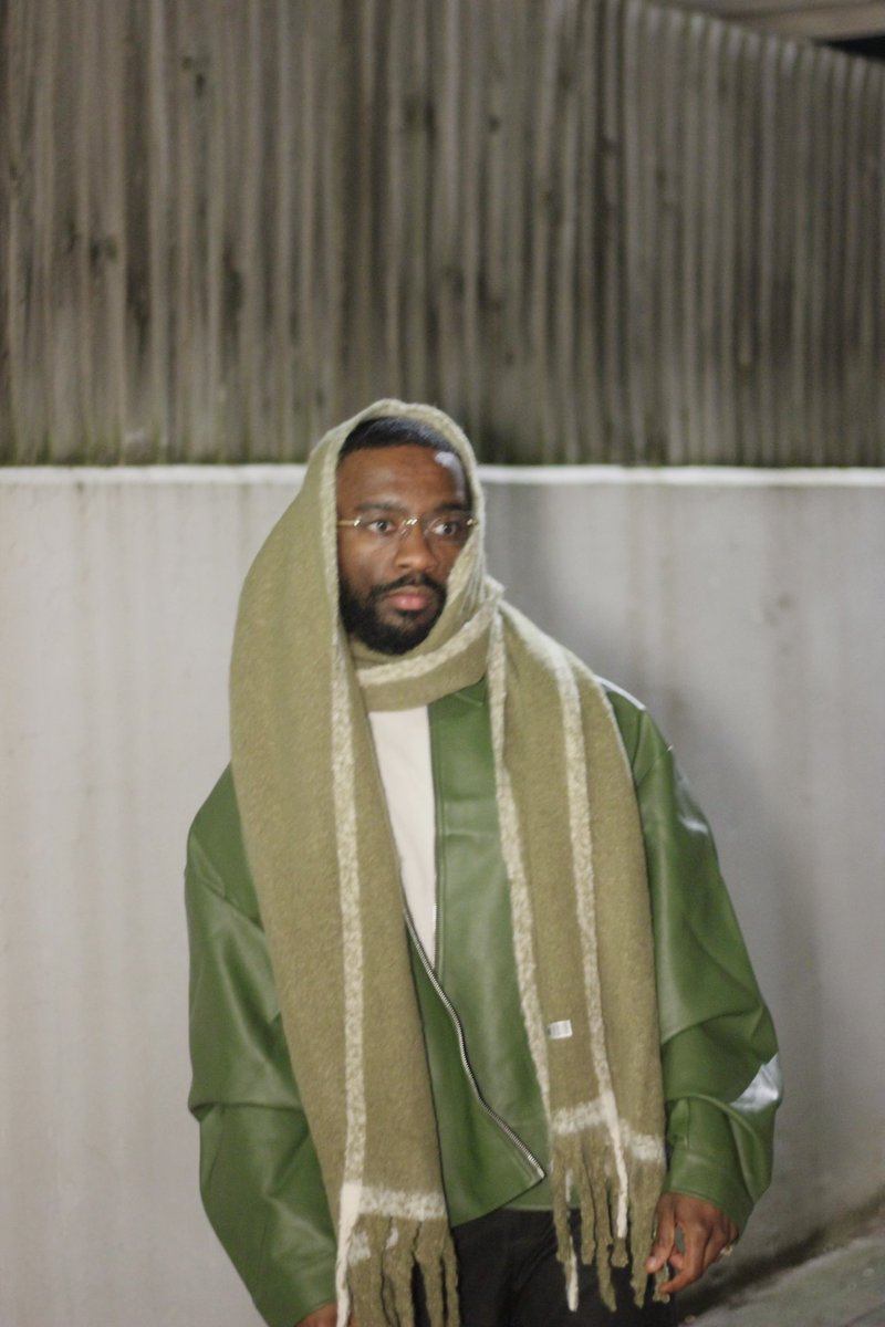 SHE LOVES ME, SHE LOVES ME NOT OUT NOW! tweet media