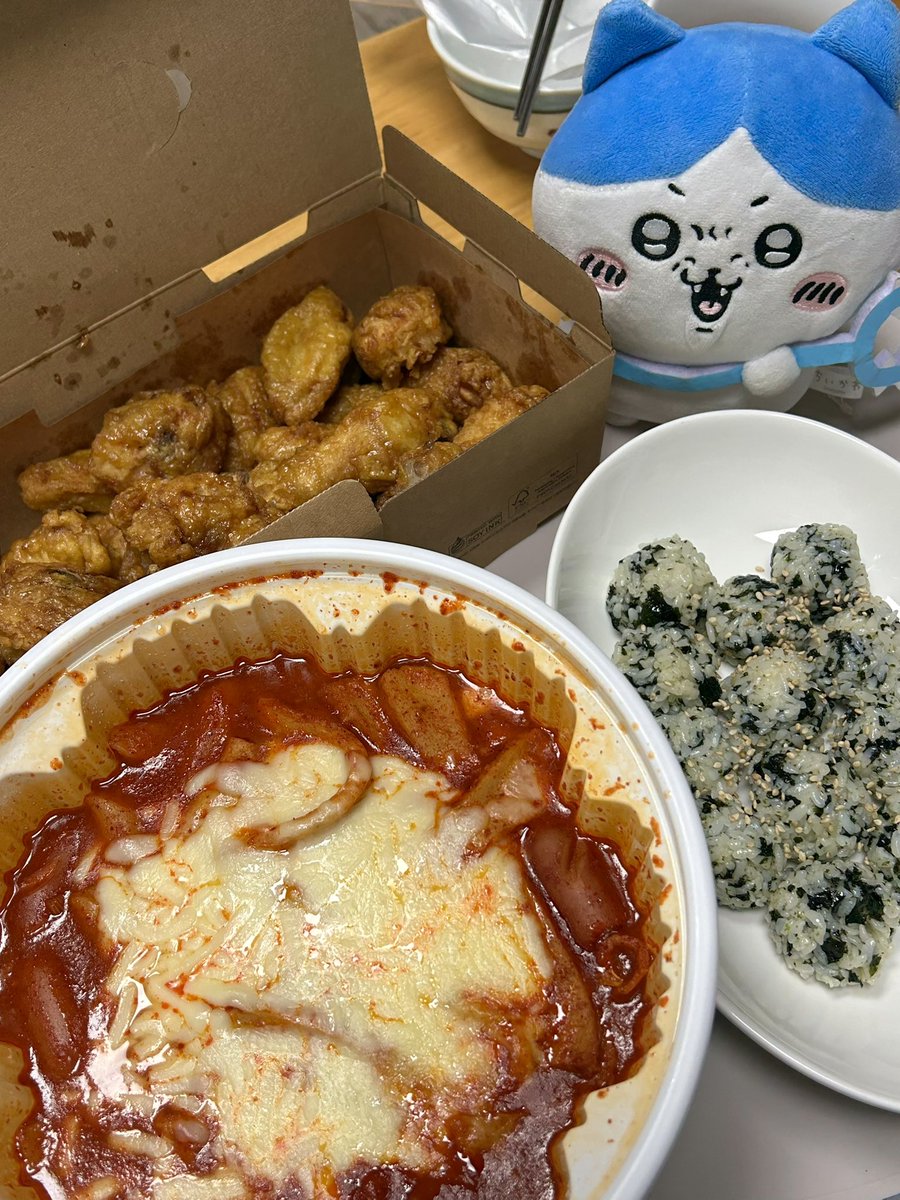 20241220
허니콤보 / 엽기떡볶이 / 주먹밥 토벌 시작