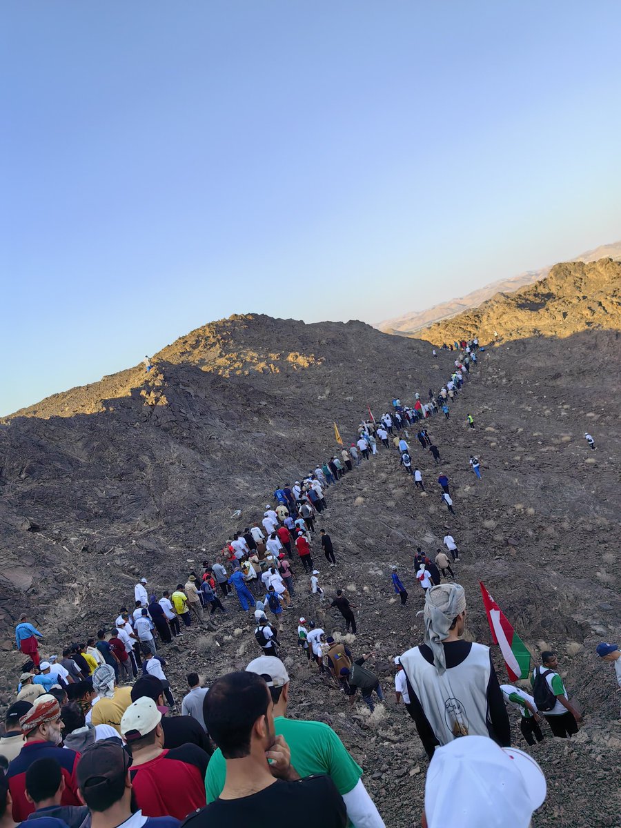 SHIN_HIKINGTEAM's tweet photo. شارك فريق شناص لرياضة المشي والإستكشاف  بتاريخ ١٤ ديسمبر ٢٠٢٤ في مسير وادي سيفم التابع لولاية بهلاء، المسار اللذي نظمه فريق سيفم  تحت عنوان الولاء والعرفان للسلطان هيثم واللذي بلغ طوله ١٢ كيلو متر حيث تنوع المسار المرور بالمناطق السكنية والجبلية والاثريه بمنطقة سيفم https://t.co/mSPpyFXK3Y