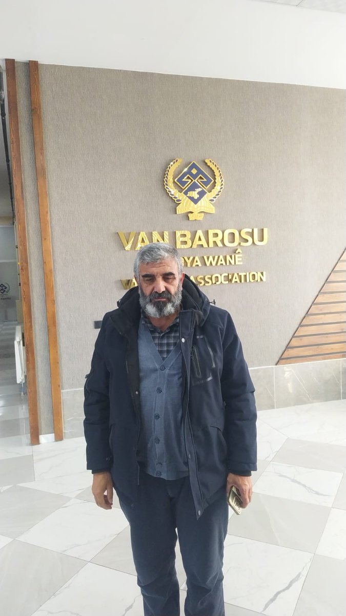 Van'dayız Rojin için yine adalet tekrar adalet #rojini̇çinadalet sağlanıncaya kadar mücadele edeceğiz etmek zorundayız Başka Rojinler ölmesin  Rojin ler okuyup öğretmen olsunlar