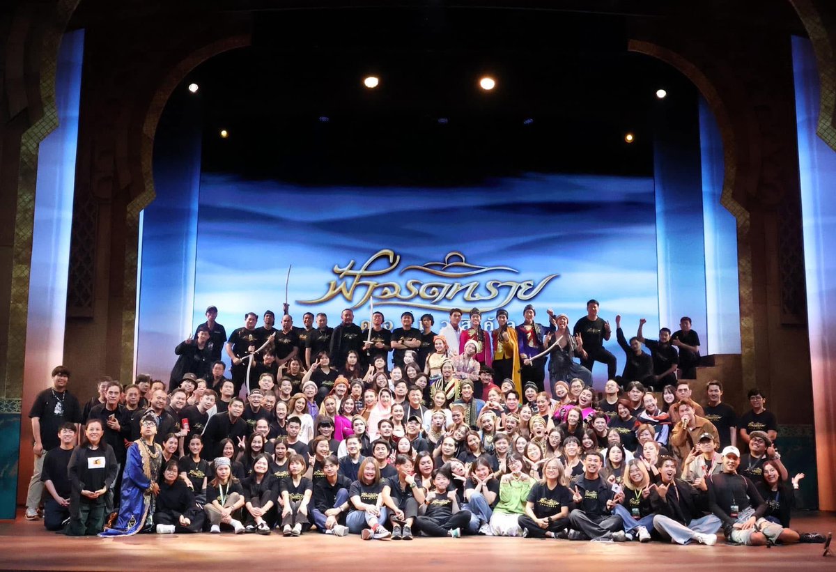 SereneIngy's tweet photo. I was gone for a while….that’s cus I’ve been working at @Rachadalai ! Finished my internship now, super excited for the future! 🤍

ฟ้าจรดทราย เดอะ มิวสิคัล (“When the sand touches the sky” the musical) I’ll miss you and the lovely people I’ve met :) https://t.co/Cz04KHPDkt