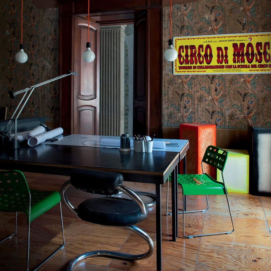 Featuring bold design choices like our iconic Omkstak chairs, this space, designed by architect Antonio Giuseppe Martiniello for Keller Architettura, is a perfect dialogue between centuries of art and contemporary vision.

📷 nathaliekragphotographer 

#RodneyKinsman