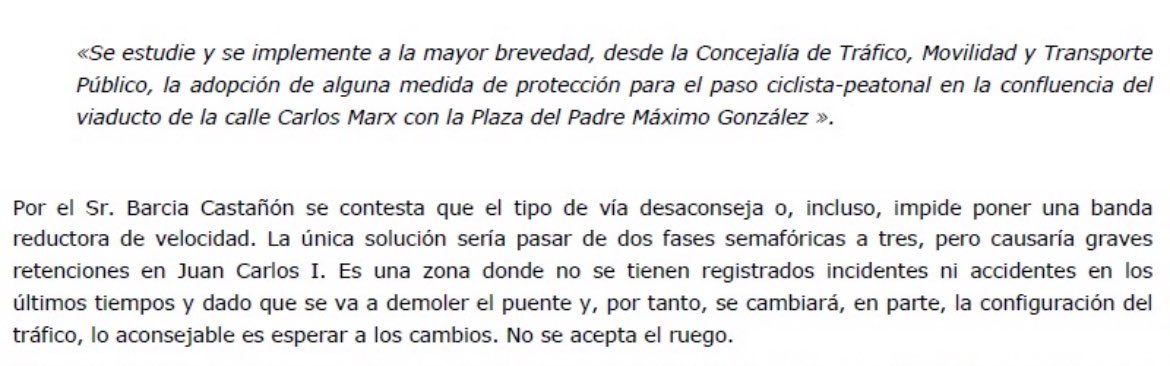 oxm_movilidad's tweet photo. ¿Se podrían haber evitado estos últimos y los continuos atropellos? Seguramente. A continuación les mostramos una captura del ruego en comisión del 23 de febrero, hace casi un año, por @psoegijon:

“Se desaconseja, e incluso impide poner unas bandas rugosas” 

🙃 https://t.co/Krt0T0GS8a