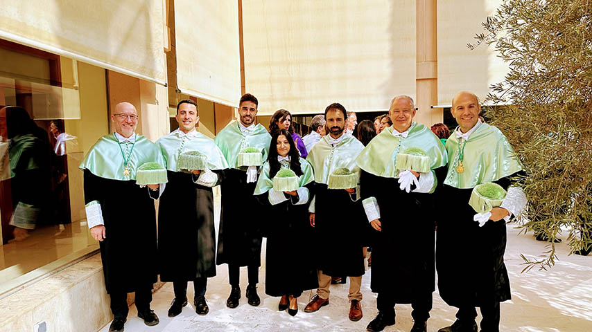 🎉¡Orgullo <a href="/FACDEPORTEUCLM/">FAC. DEPORTE. UCLM</a>!🌟La Facultad de Ciencias del Deporte de la <a href="/uclm_es/">Universidad de Castilla-La Mancha</a>, donde desarrollamos nuestra investigación, se consolida en el ranking de Shanghái 🏅 destacando entre las mejores del mundo. 
👏👏 #DeporteCiencia <a href="/quique_hb/">Quique Hernando</a> 

👇 Más info