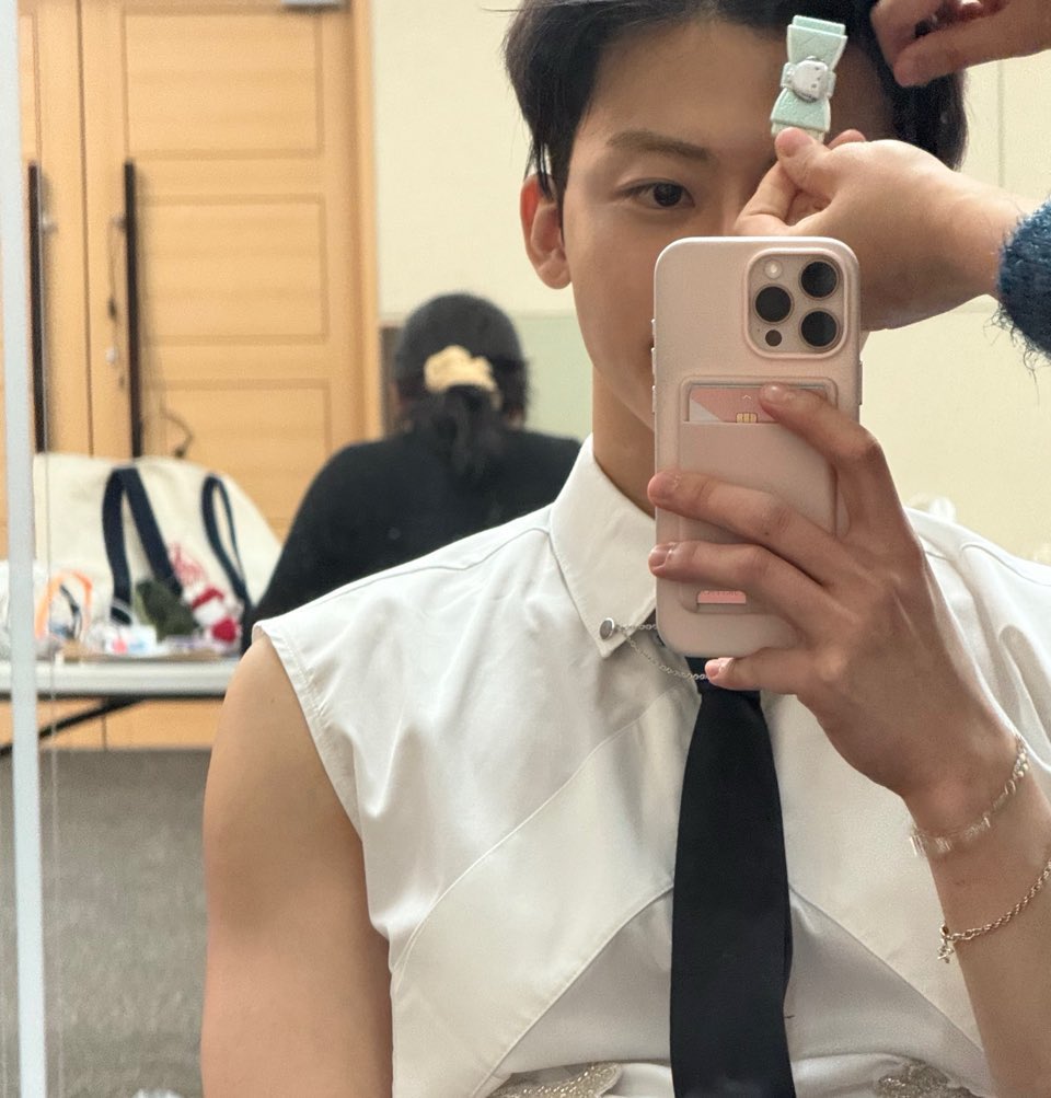 뿅 tweet media