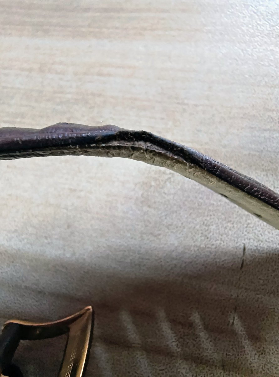 abhishekram's tweet photo. @MyntraSupport  fake you still no answer from excutive @titanwatches  they are selling fake and damaged Titan watches and harassing customer @titanwatches save your brand it's in danger by @myntra  Faking exact copy and giving fake damaged products. #Justice #harasing_customer https://t.co/sEgMNhsuut