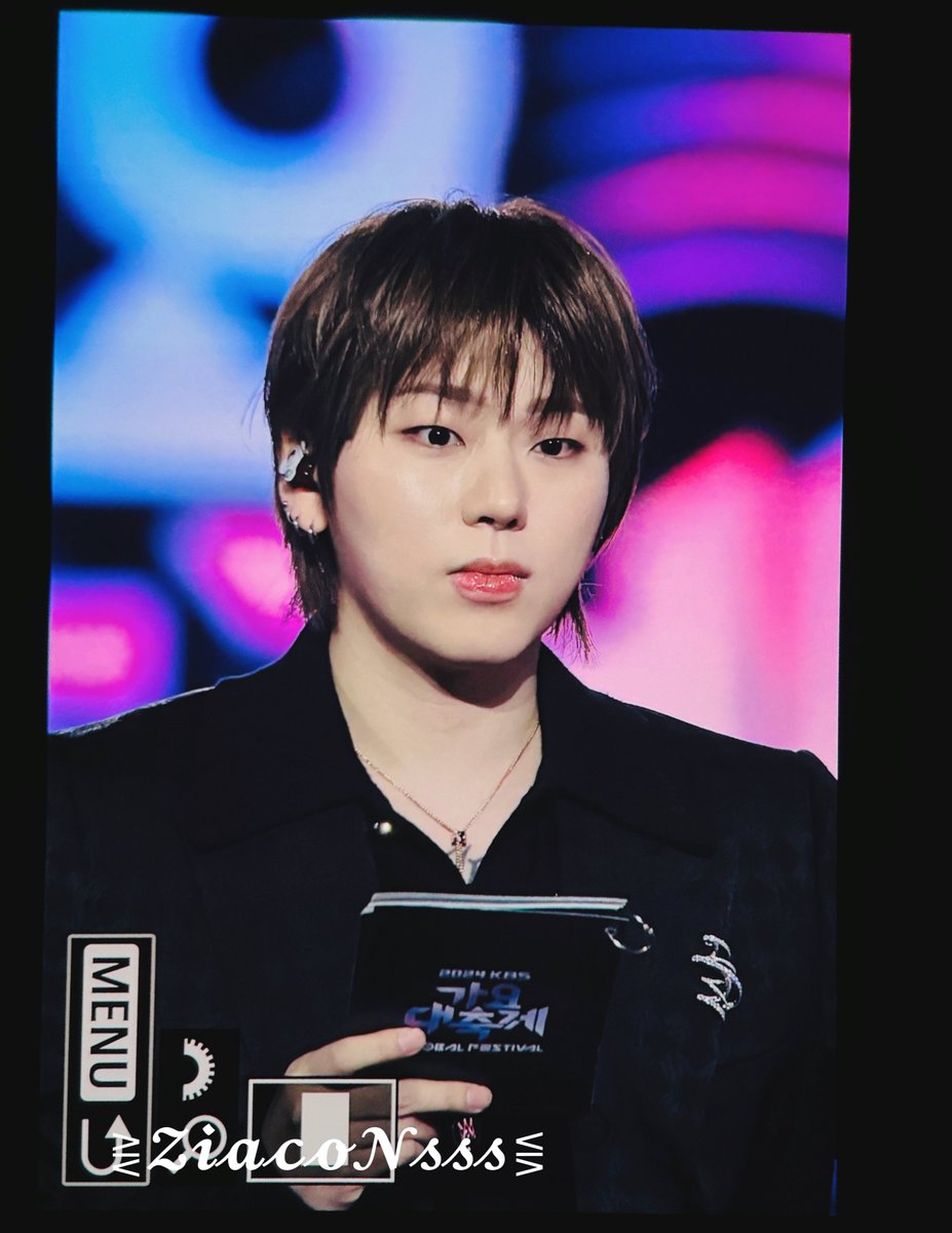 241220 KBS 가요대축제 Preview - 1

<a href="/zico_koz/">ZICO</a> 
#ZICO #지코 #woojiho #우지호
