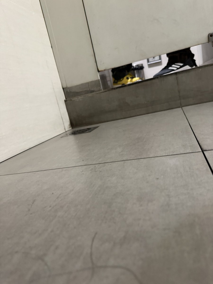 什么时候这个地铁站成据点了？每次来都能遇到玩的，还真不少 #成都鸟洞 #据点