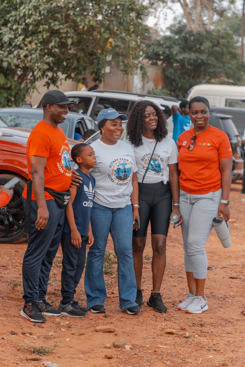 REnclave91746's tweet photo. From big smiles to big strides, the energy was unmatched, and the memories? Absolutely priceless! Swipe through to relive the fun, fellowship, and impact.

We walked, we laughed, we made a difference. Same time next year? Let’s do it again! 👟🎉 #MagicOfRotary #WalkForWater https://t.co/oKvpECc4hO