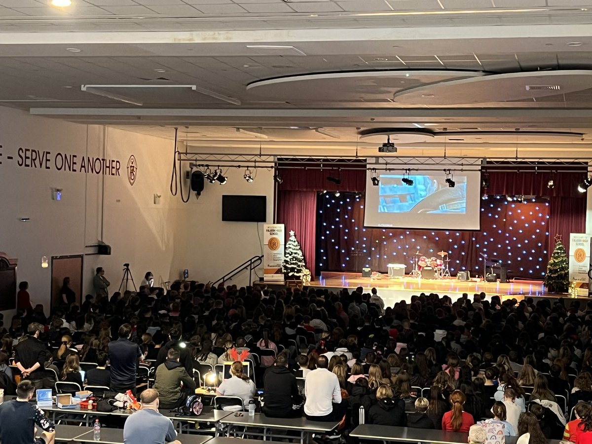 Falkirk High School (@falkirkhigh) on Twitter photo As usual, an absolutely brilliant last day of term <a href="/FalkirkHigh/">Falkirk High School</a>. Weβve had our fantastic Christmas Service and now onto the Xmas Factor for FHS in the Hall. Huge congratulations to our brilliant PSLT for putting on such an amazing last day for us all to enjoy #weareFHS #Article31 As usual, an absolutely brilliant last day of term <a href="/FalkirkHigh/">Falkirk High School</a>. Weβve had our fantastic Christmas Service and now onto the Xmas Factor for FHS in the Hall. Huge congratulations to our brilliant PSLT for putting on such an amazing last day for us all to enjoy #weareFHS #Article31