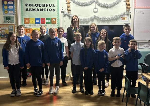 What a wonderfully festive week to end the term! We had a Christmas themed assembly but still celebrated our birthdays, stars and over and above! Xmas Factor rounded off our week, what a talented bunch we have! Thank you to all classes for a fabulous last term! 🤩