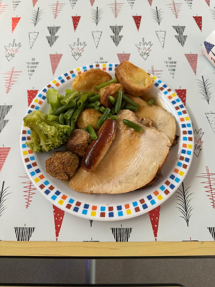 Our gorgeous Christmas dinners today! <a href="/JPLCatering/">JPL Catering Ltd</a>